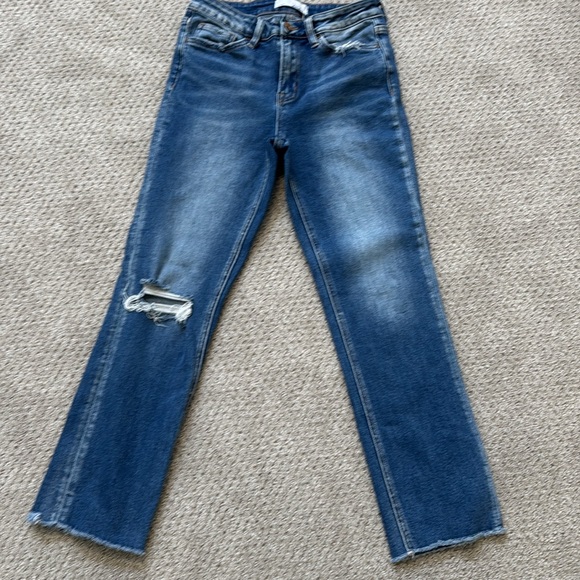 Vervet- Cropped Blue Jeans - Picture 9 of 9